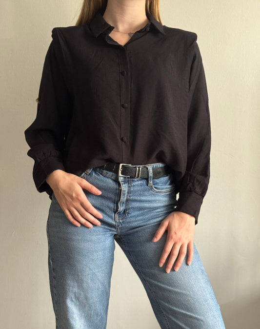 Chemise à boutons épaules structurées Nina